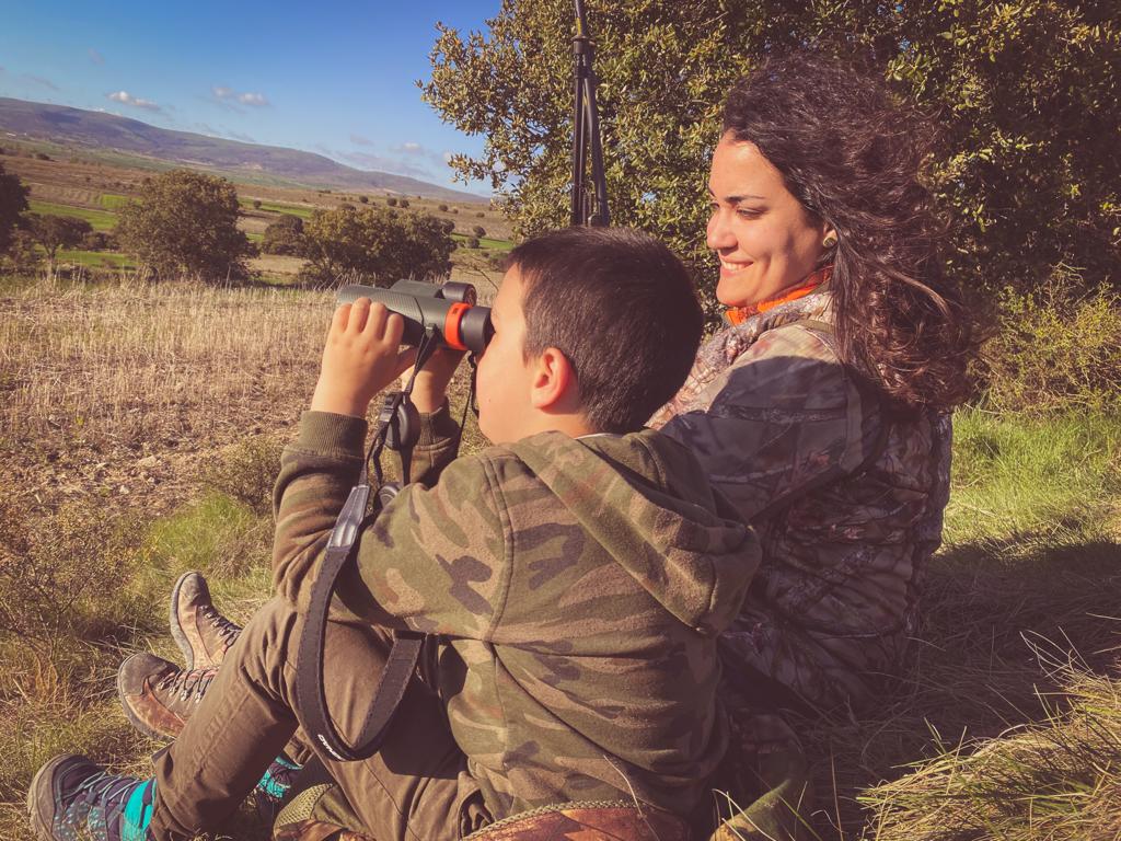 Los cazadores espa&ntilde;oles combatir&aacute;n frontalmente el intento de prohibir que los menores asistan a jornadas de caza